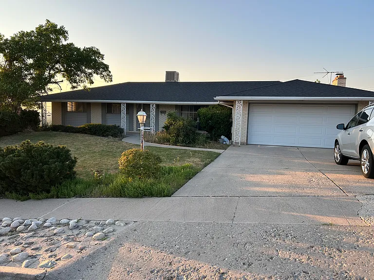 2329 E Camino Way — Photo 2