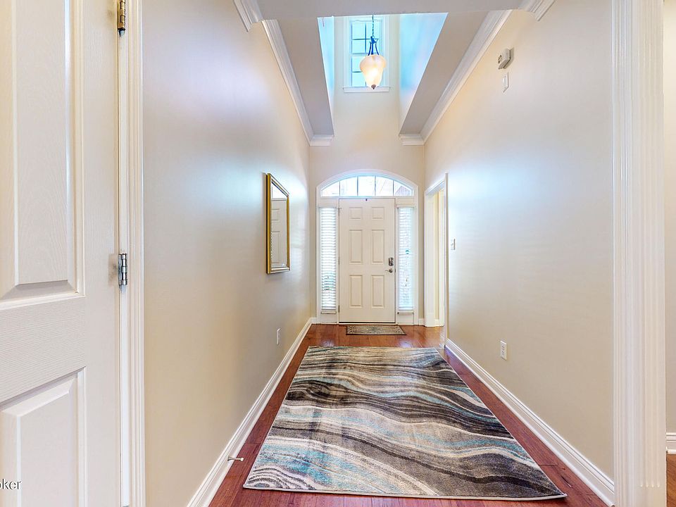 14516 Lake Village Dr, Louisville, KY 40299 Zillow