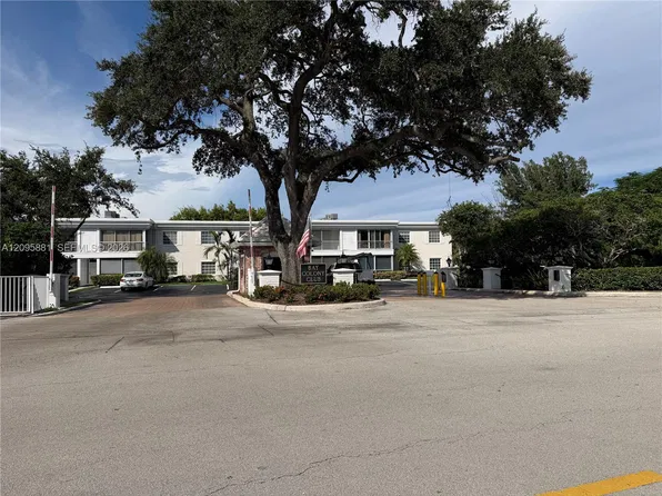 6275 Bay Club Dr APT 2, Fort Lauderdale, FL 33308