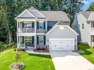 136 Lantern Acres Dr, Mooresville, NC 28115