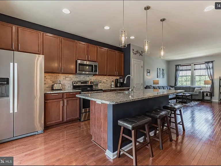 423 Dogwood Dr — Photo 14