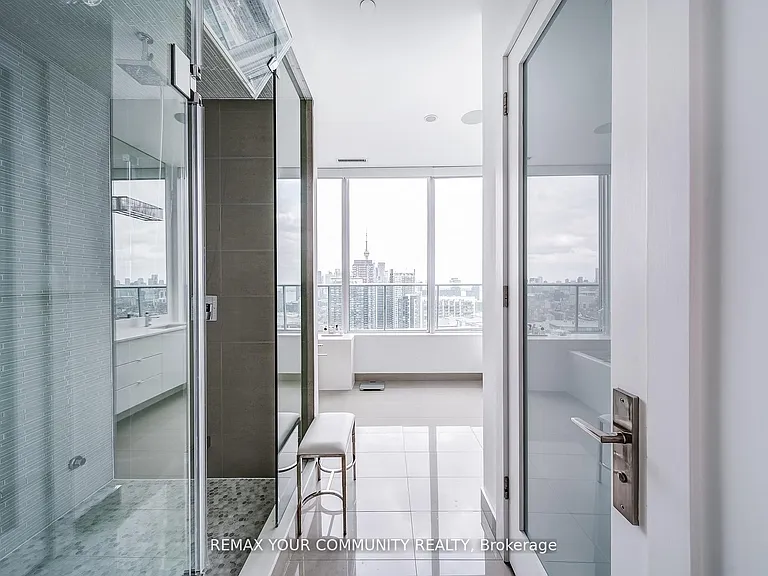 150 E Liberty St #Penthouse 2 — Photo 23