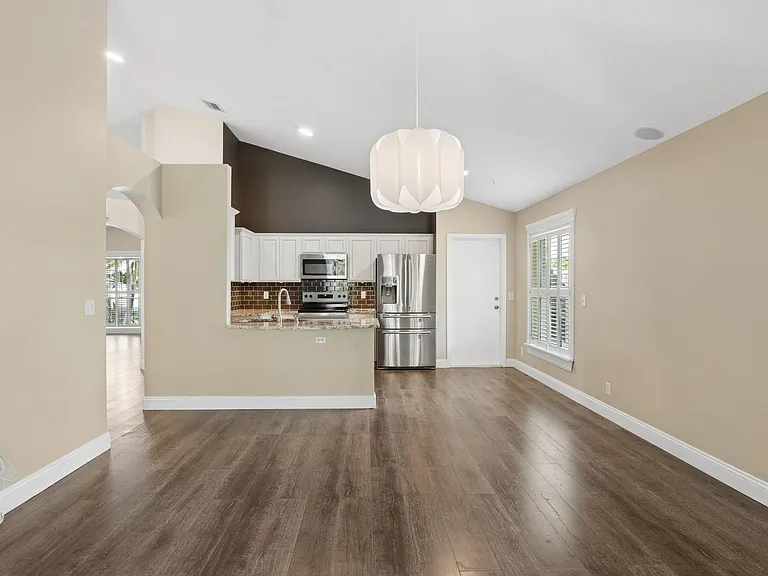 67 King Fisher Way #67 — Photo 5