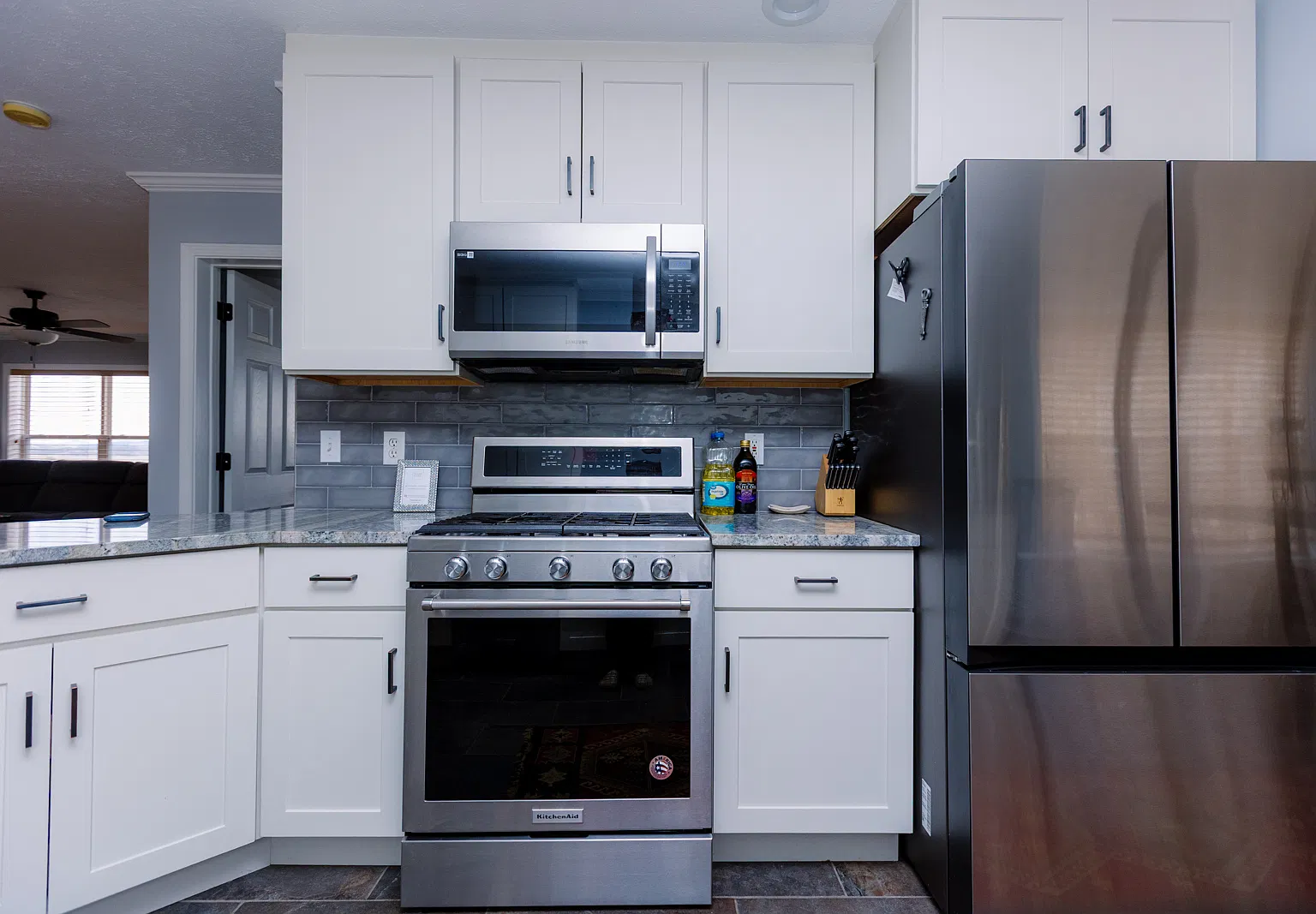 4 bed, 3106 sqft, $2,900 — Photo 3