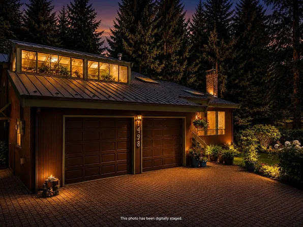 1498 Chamberlain Dr, North Vancouver, BC V7K 1P6