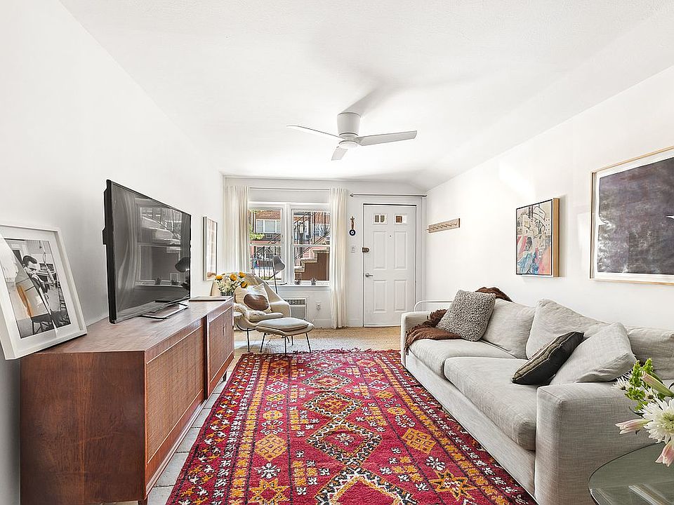 1st image of 153 Bay Ridge Pkwy #1