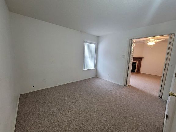 5th image of 505 Oppenheimer Dr APT 209