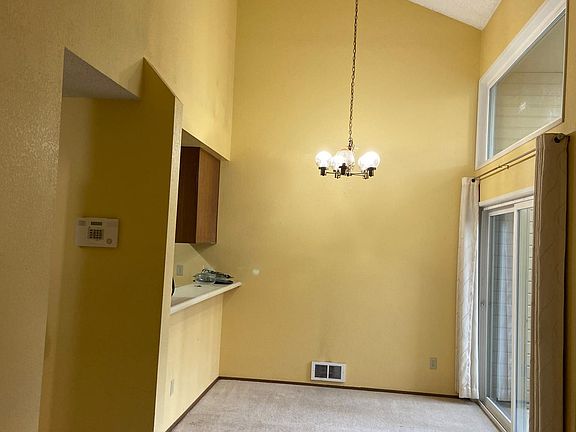 5th image of 14609 NE 45th St APT E3