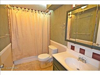 2nd image of 3061 Lois Dr APT 601