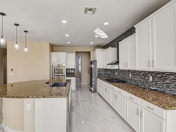 5th image of 3895 E SIERRA MADRE Avenue
