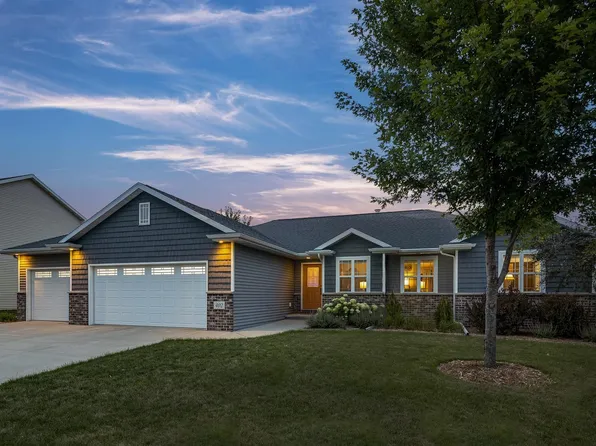 402 E Clearfield Ln, Appleton, WI 54913