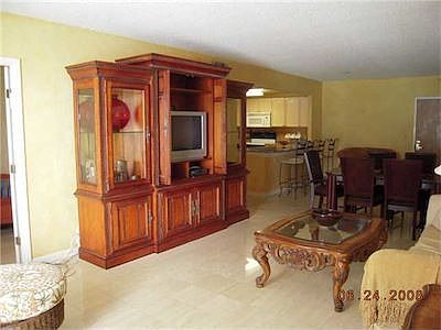 3rd image of 2301 Collins Ave APT 307