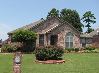 30 Sugarloaf Loop, Maumelle, AR 72113