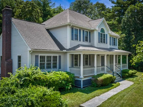 11 Bicknell Rd, Grafton, MA 01519