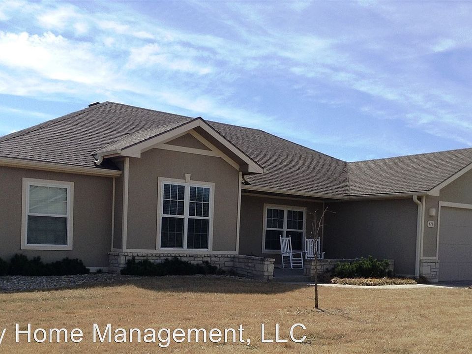 1st image of 421 Stone Glen Dr