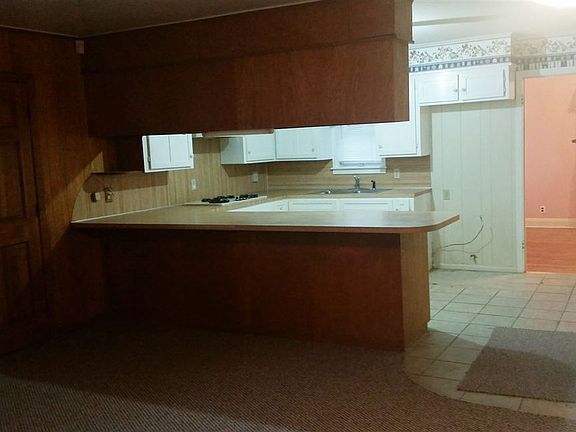 4th image of 2145 Stanley Blvd