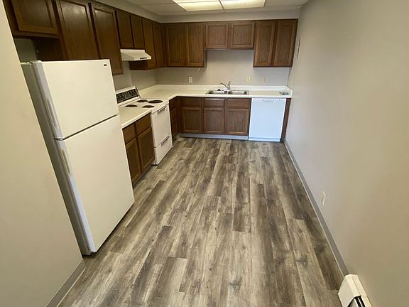 3rd image of 1133 G St #11
