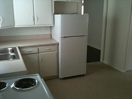 603 Center Rd #B — Photo 3