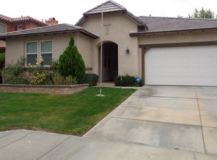 4044 Vahan Ct, Lancaster, CA 93536