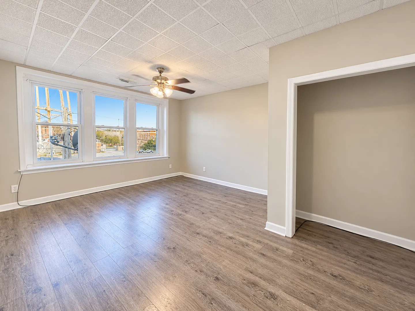 210 N Martin Luther King Jr Drive — Photo 2