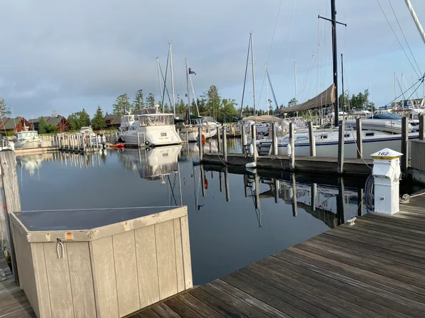 162 Boat Club Dr, Cheboygan, MI 49721