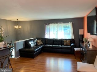 1309 E Maple Ave, Sterling, VA 20164