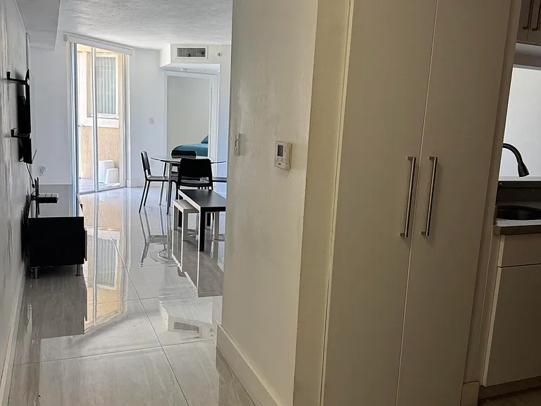 102 SW 6th Ave #206 — Photo 14