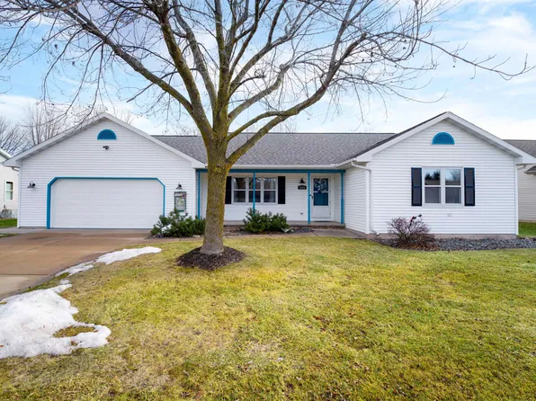 1820 Basswood Ln, Little Chute, WI 54140