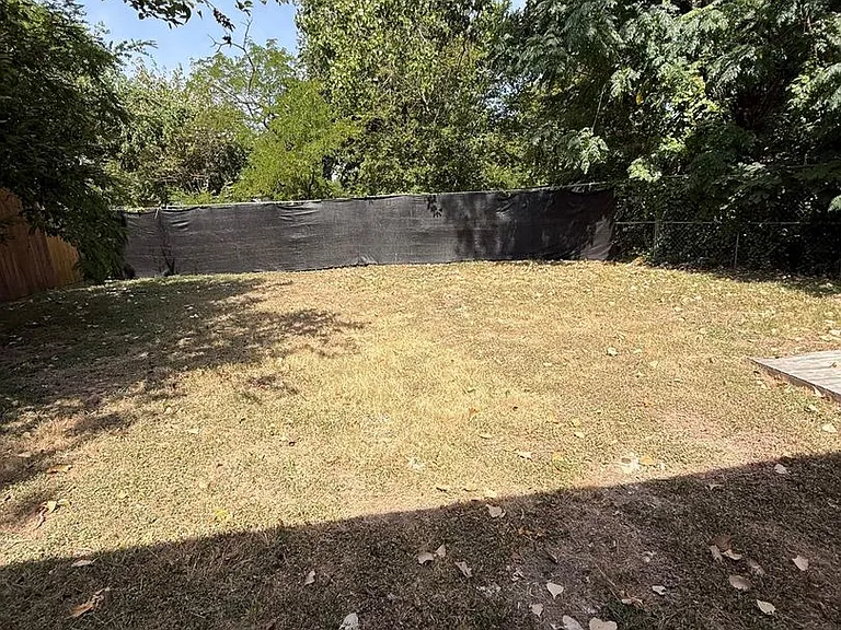 719 English St — Photo 20