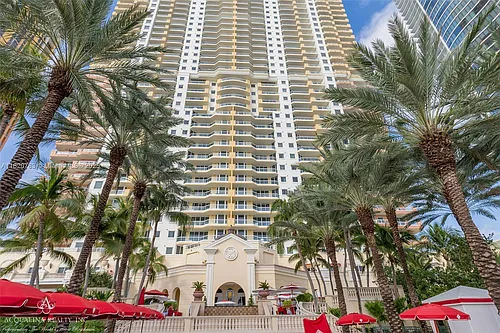 17875 Collins Ave #3404 Photo 1