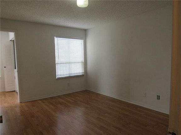 5th image of 13090 Vista Isles Dr APT 123