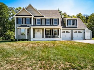 136 Hartford Brook Rd, Deerfield, NH 03037