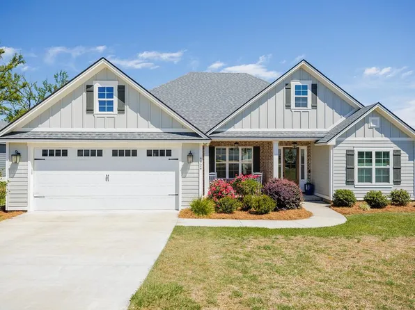 4924 Hatfield Cir, Hahira, GA 31632