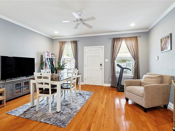 4th image of 6047 Colbert St