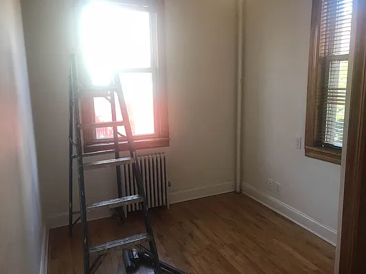 Rented by Ulas Real Estates Inc | media 35