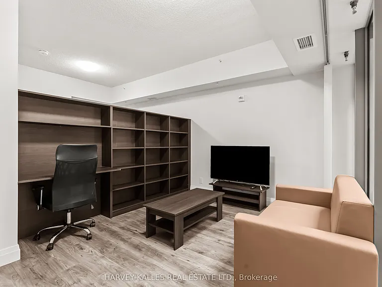 652 Princess St #237 — Photo 9