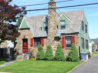 38 Raymond Pl, Yonkers, NY 10704