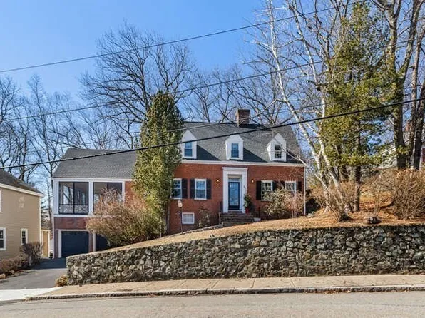 176 Hawthorne St, Malden, MA 02148