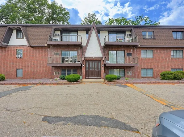 39 West St APT A1, Randolph, MA 02368