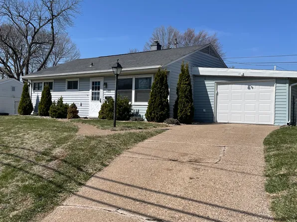 815 Kane St, Dubuque, IA 52001