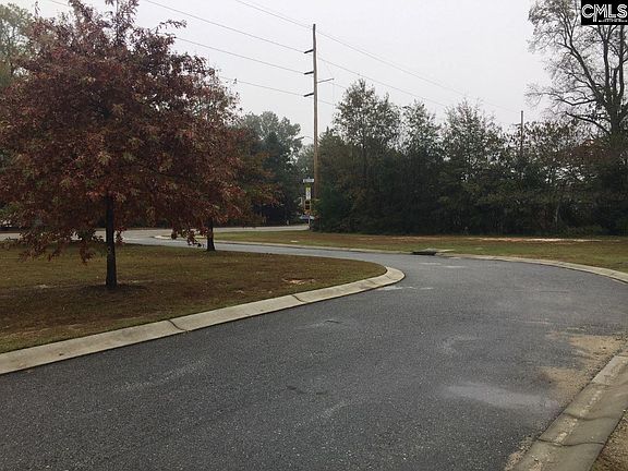 3rd image of 3118 Rosewood Dr