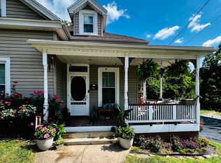 1637 W Beverley St #1, Staunton, VA 24401