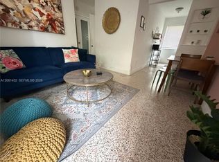 461 SW 6th St APT 4, Miami, FL 33130