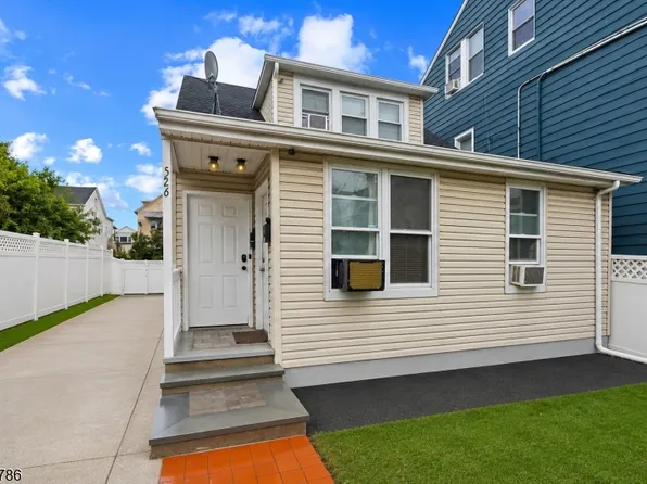 526 E 25Th St, Paterson City, NJ 07514