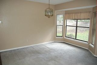 2nd image of 505 Willow Wood Ln