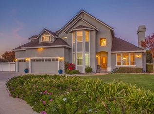 700 Union Heights Dr, Hollister, CA 95023