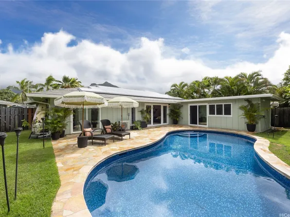 1183 Akamai St, Kailua, HI 96734