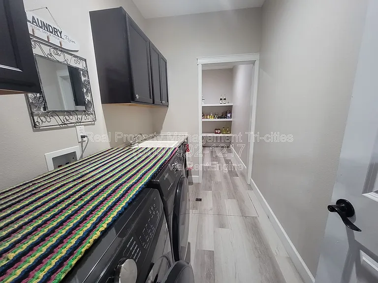 4801 Pinehurst Dr — Photo 6