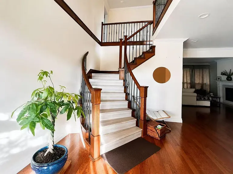 3271 Francis Rd — Photo 3