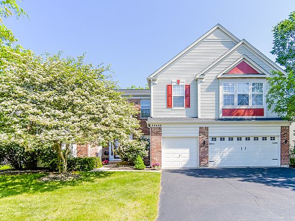 5th image of 24640 Woodstock Dr